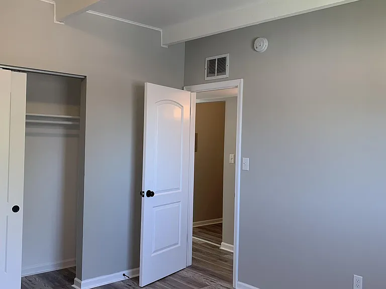54 College Ave #3-2 — Photo 11