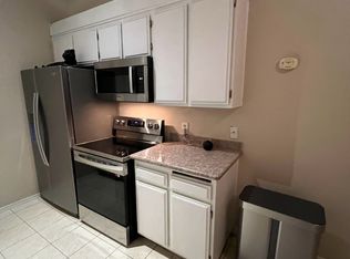 1150 S Meadow Ln APT 6, Colton, CA 92324