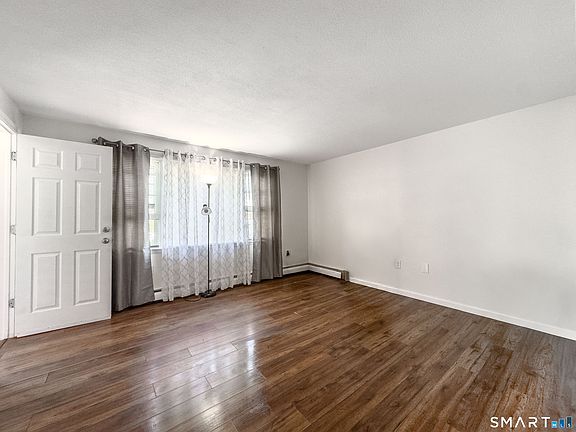 5th image of 15-17 Leichtner Drive