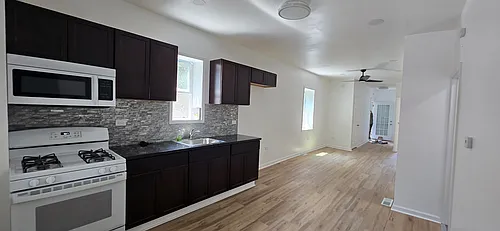 145 N 21st Ave #1 Photo 1