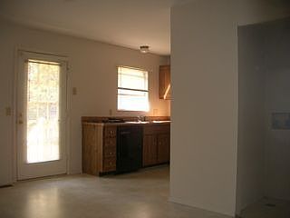 Backdoor/kitchen/laundry closet