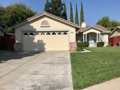568 View Point Ave, Oakdale, CA, 95361