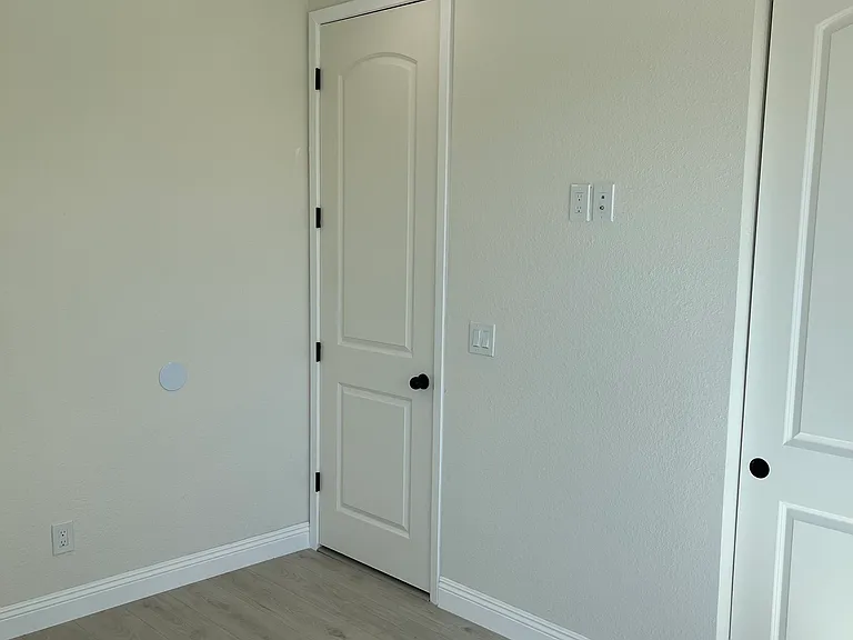 5337 Saxon St — Photo 12
