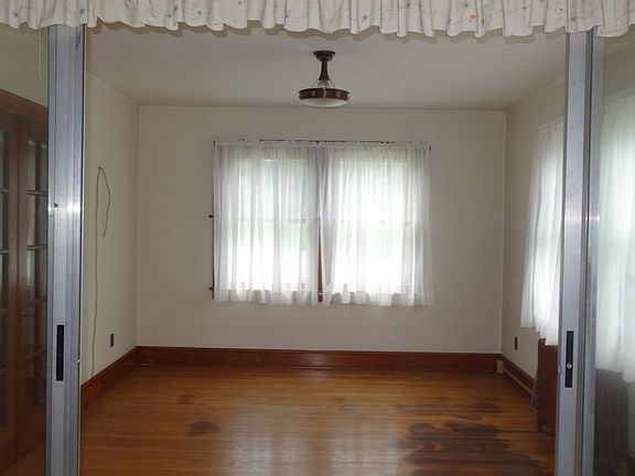 4th image of 159 Wilden St