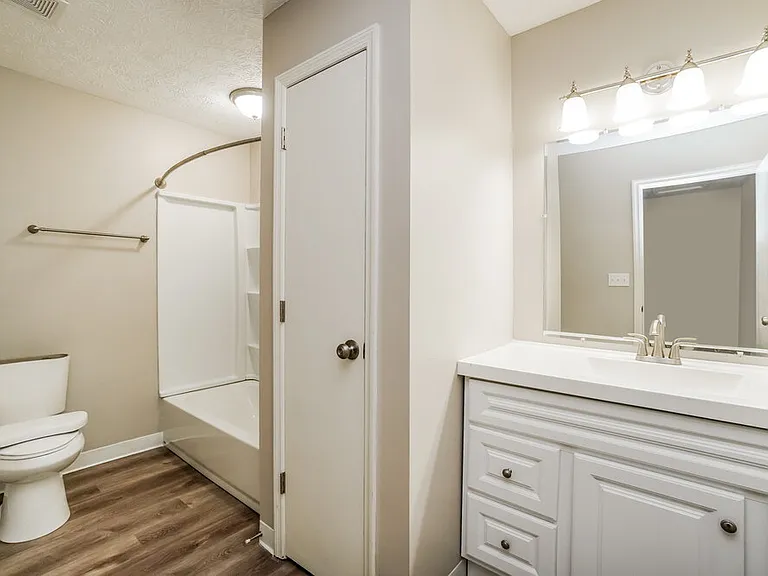 1658 Sandy Side Dr — Photo 17