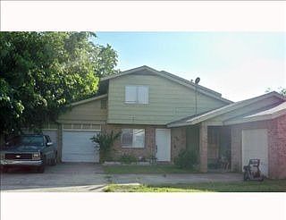 2nd image of 211 Paxton Dr