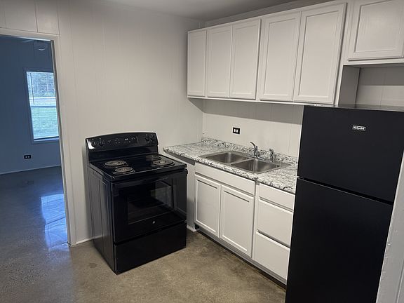 3rd image of 1313 McNutt Rd #4