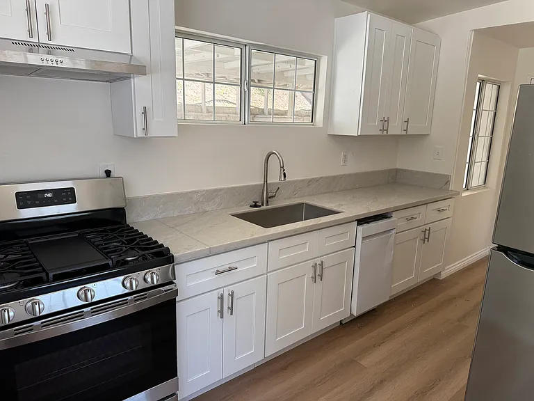 3634 W Avenue 42 — Photo 10
