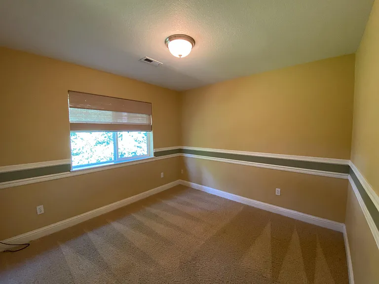 17910 NE 36th Way — Photo 16