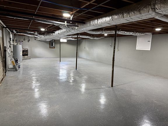 5th image of 4127 Demastus Ln