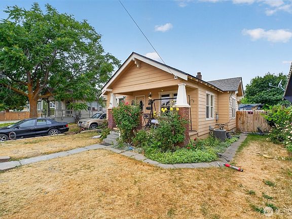 4th image of 1002 Methow Street