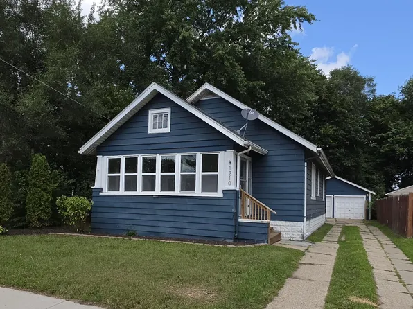 1210 22nd Ave, Rockford, IL 61104