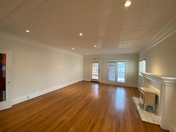 2nd image of 122 S Lake St