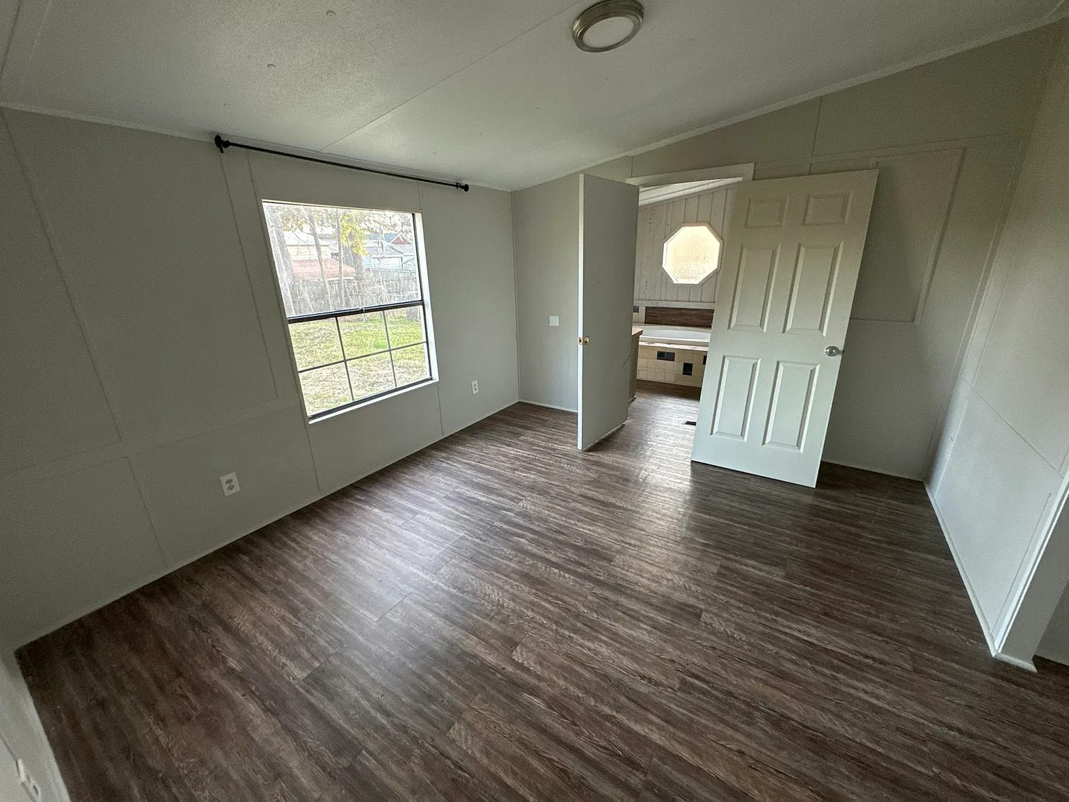 445 Holly Hill Road — Photo 3