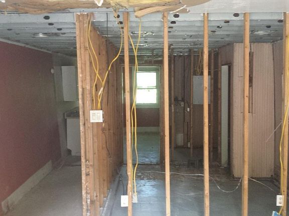 4th image of 333 Elmira St