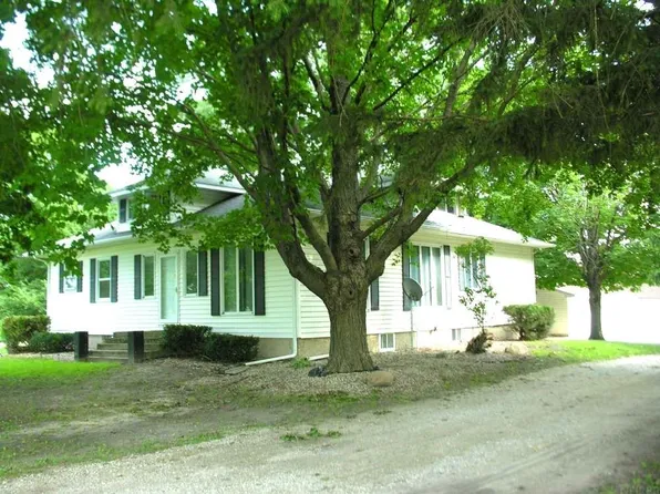 2518 155th St, Floyd, IA 50435