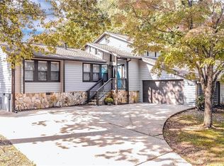 6581 Oakwood Dr, Douglasville, GA 30135