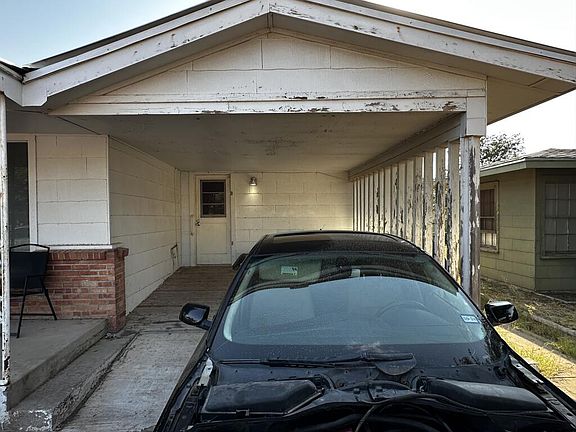 5th image of 2739 Kay Ave