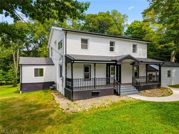 6097 Reno Dr, Louisville, OH 44641