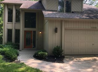 6545 Fieldview Ave, West Bloomfield, MI 48324