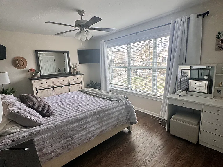 27 Central Ave — Photo 15