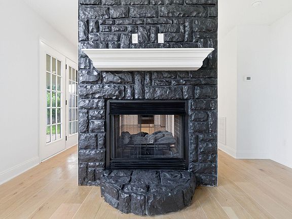 4th image of 117 Marjorie Pl