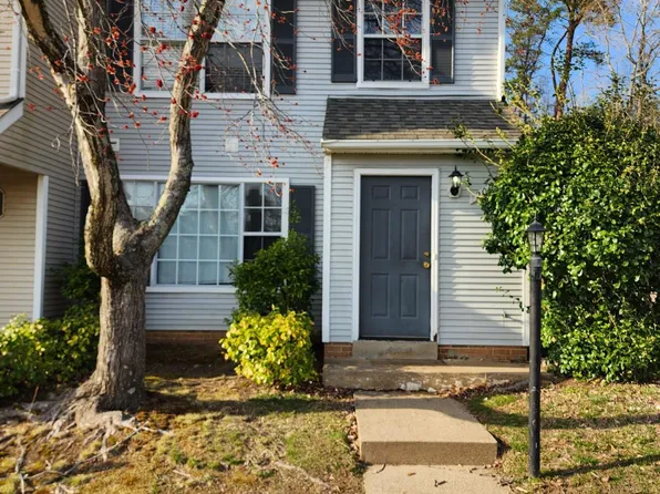 200 Windsor Ridge Ct, Fredericksburg, VA 22405