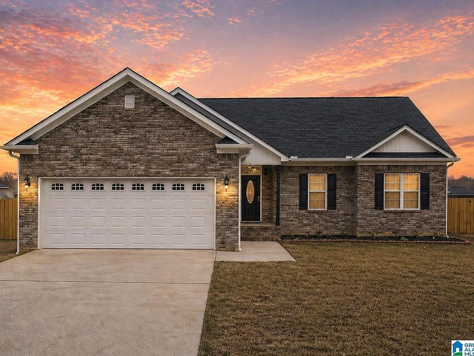 1st image of 5003 Red Oak Dr