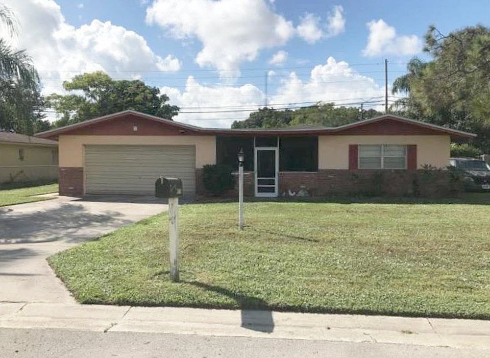 2nd image of 2601 Chesterfield Dr