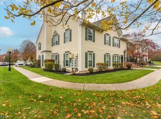 608 Dunn Cir, Bridgewater, NJ 08807