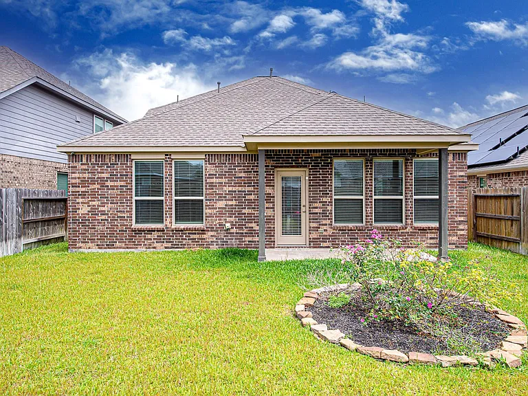 209 Cambria Green Ln — Photo 38