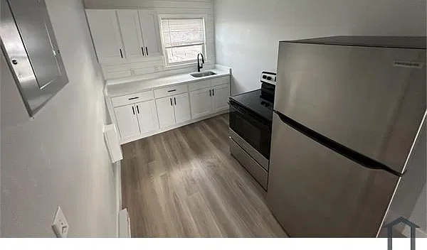 1 bed, $2,100 — Photo 1