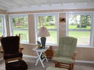 1437 E Houghton Lake Dr, Houghton Lake, MI 48629