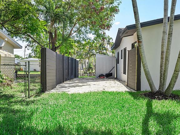 3rd image of 3430 NW 21st Ave 3430