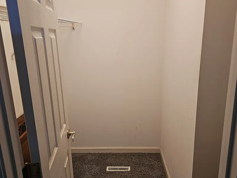 2915 Elmridge Dr #1 — Photo 8