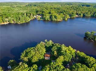 25 Sunrise Ter, Glocester, RI 02814