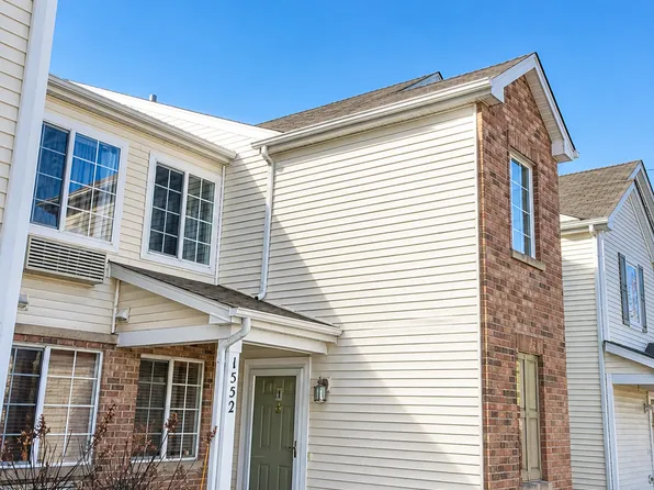 1552 McClure Rd, Aurora, IL 60505