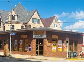 302 N Craig St