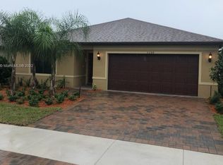 5288 Jasper Sq, Vero Beach, FL 32967