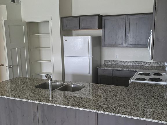 Kitchen (with view of pantry)