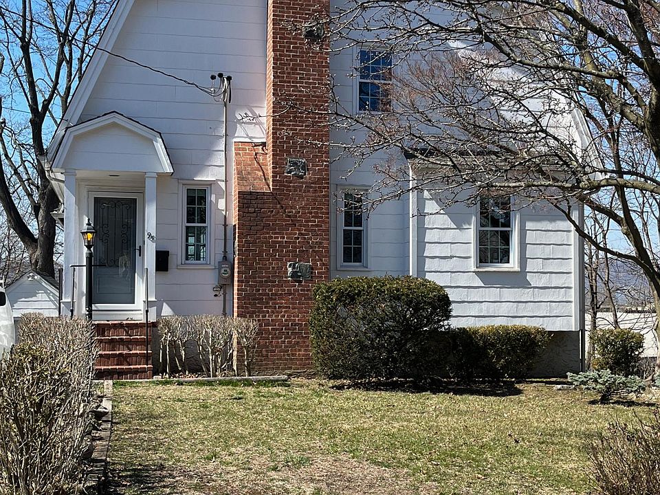 1st image of 95 Macarthur Ln