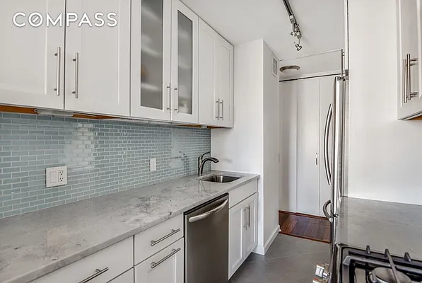 Sold by Compass | media 15