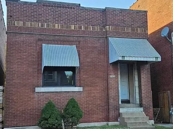 7523 Virginia Ave, Saint Louis, MO 63111
