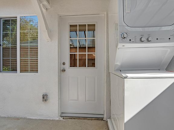 3rd image of 20520 1/2 Mandell St
