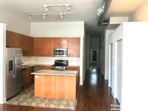 1270 N Milwaukee Ave, Chicago, IL 60622