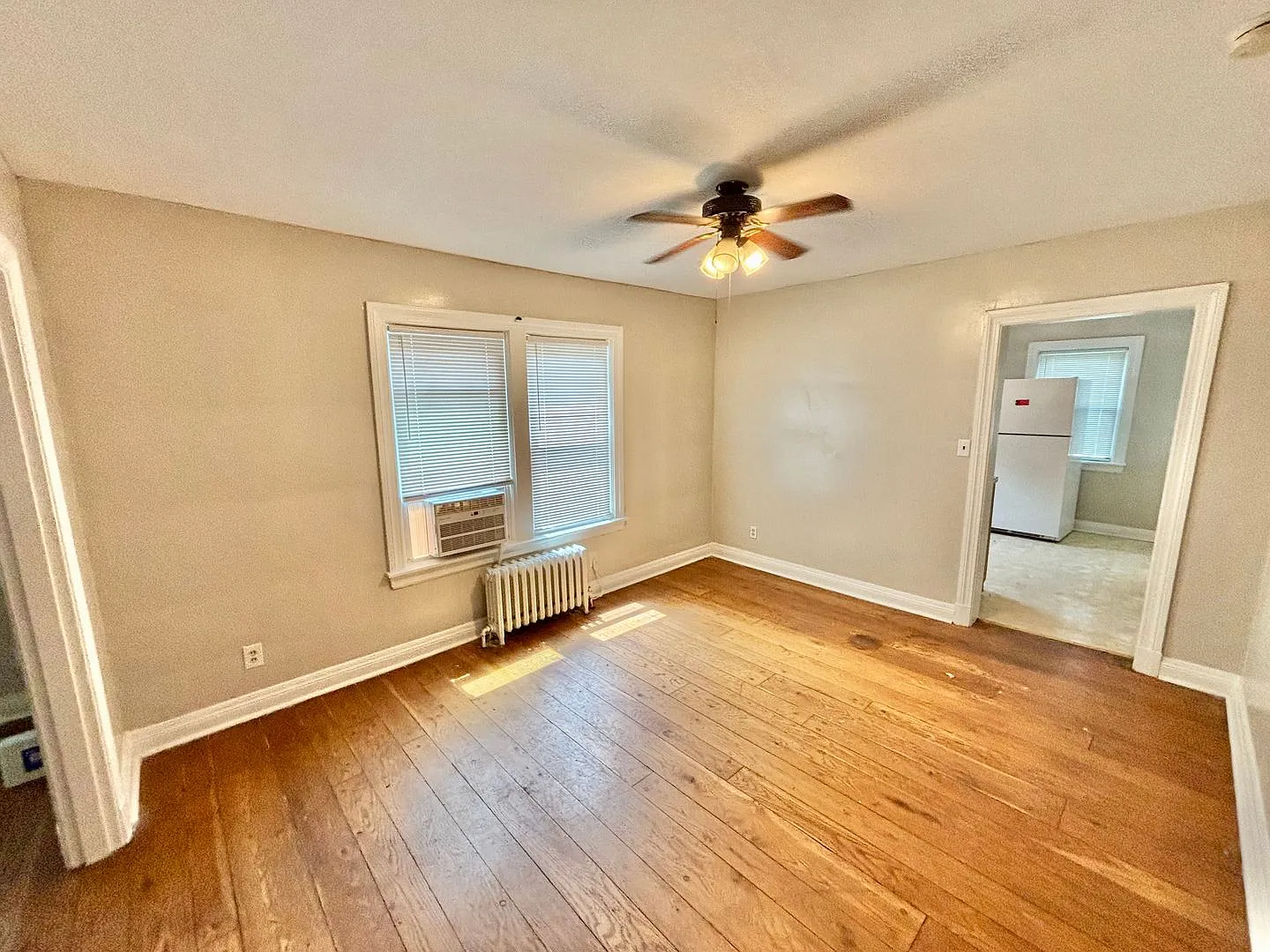 4306 Southern Parkway — Photo 3