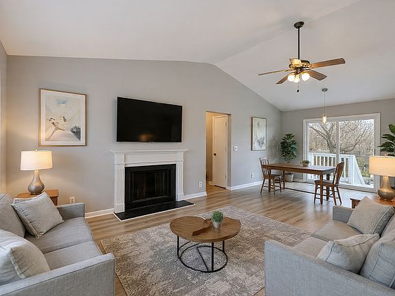 2nd image of 1205 Jacksons Hill Rd