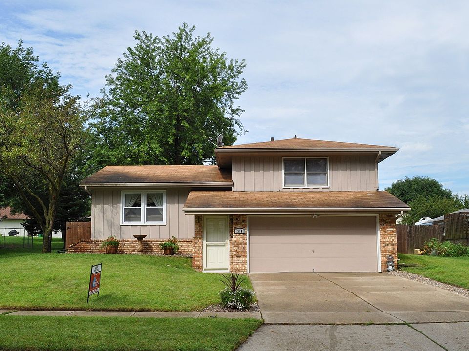 218 NW Valley View Dr