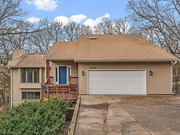 2nd image of 2692 NE Cedar Ct