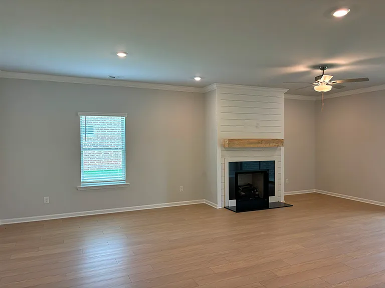 133 Clift Creek Dr — Photo 9